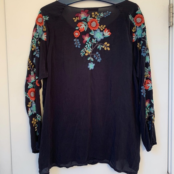 JOHNNY WAS Oversized BLOUSE Embroidered Pullover Top Tunic M BOHO Floral Black - Picture 7 of 9